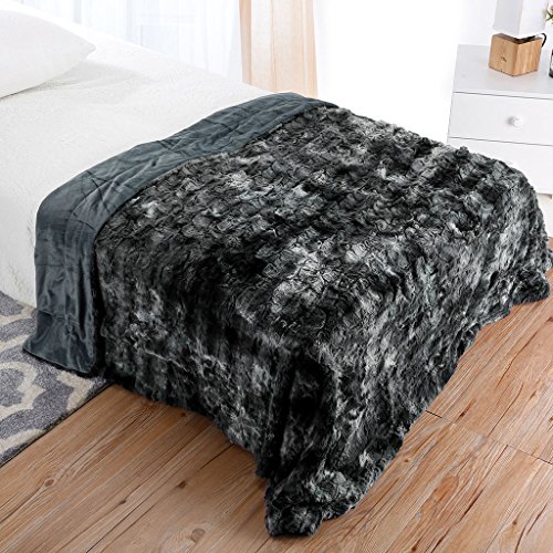 LANGRIA Luxury Super Soft Faux Fur Fleece Throw Blanket Cozy Warm Breathable Lightweight and Machine Washable...