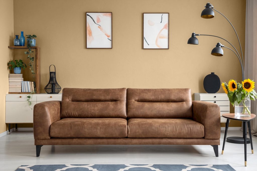 What Color Walls Go With Brown Furniture