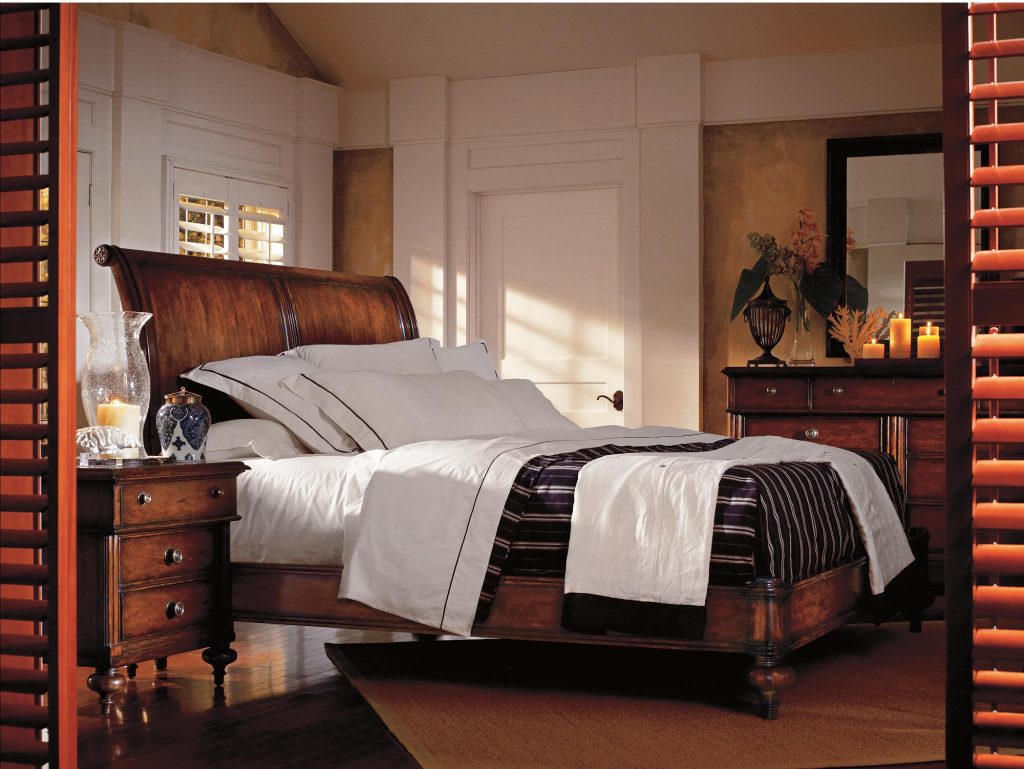 British colonial sleigh bed